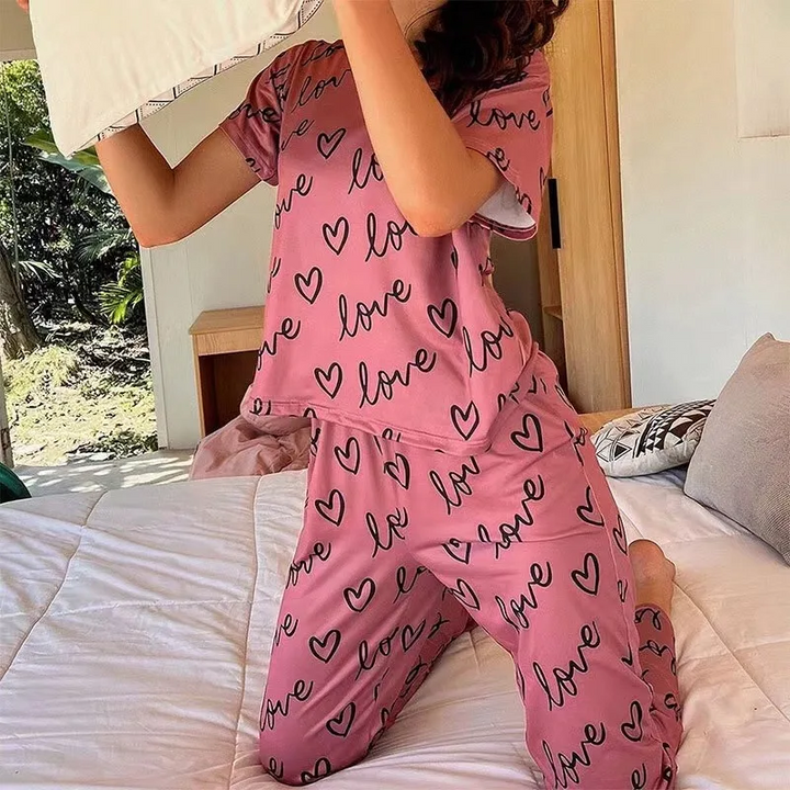 Women’s Heart Print Short Sleeve Pyjama Set