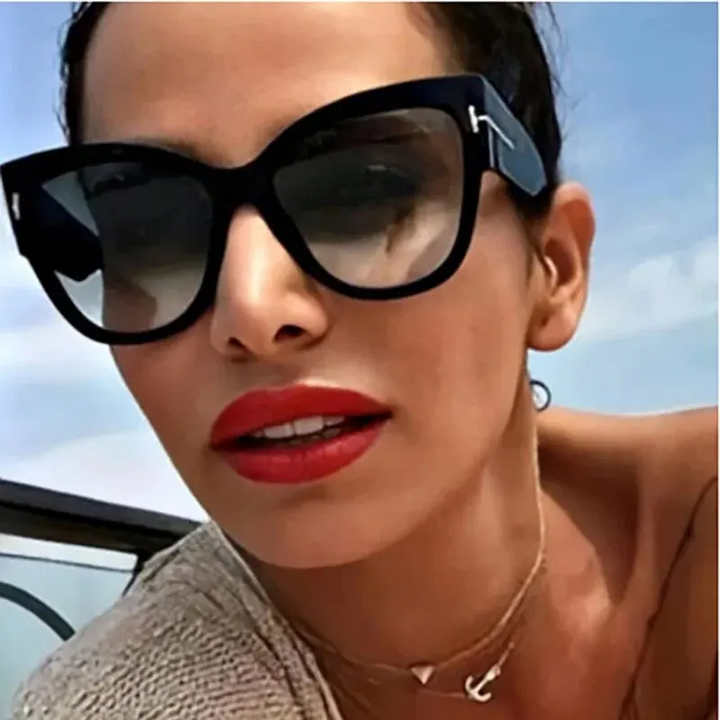 Women’s Valentino Oversized Sunglasses