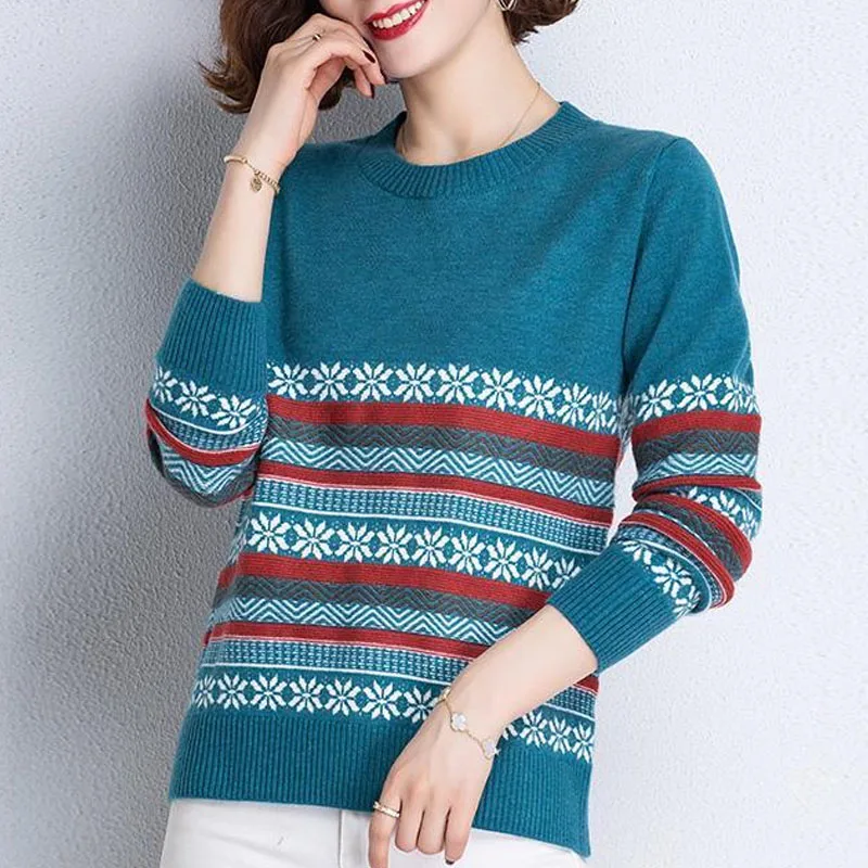 Laurel Women’s Round Neck Jacquard Knit Sweater